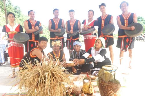 Khánh Sơn: Phát huy giá trị văn hóa truyền thống đồng bào Raglai để phát triển du lịch