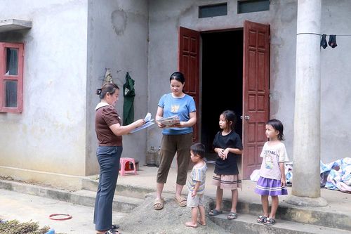 Đá Cạn giảm nghèo, giữ gìn bản sắc văn hóa