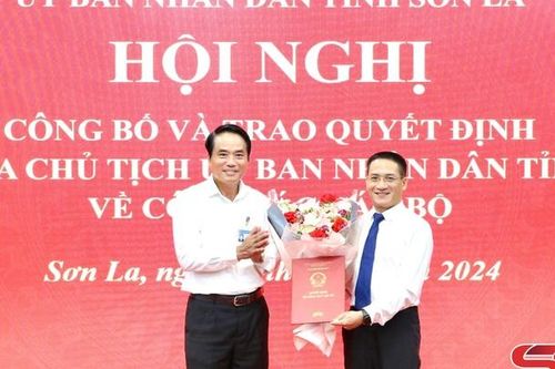 Hội nghị công bố quyết định của Chủ tịch UBND tỉnh về công tác cán bộ
