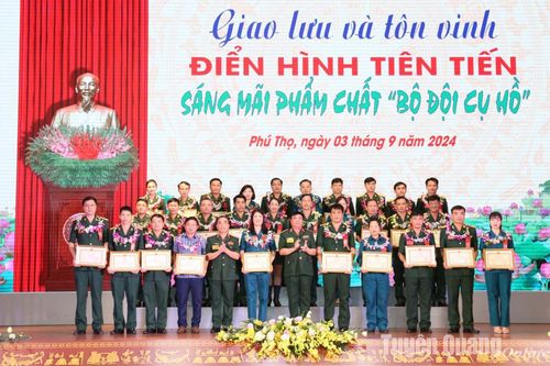 Tuyên Quang có 5 điển hình được tôn vinh tại chương trình 'Sáng mãi phẩm chất Bộ đội Cụ Hồ'
