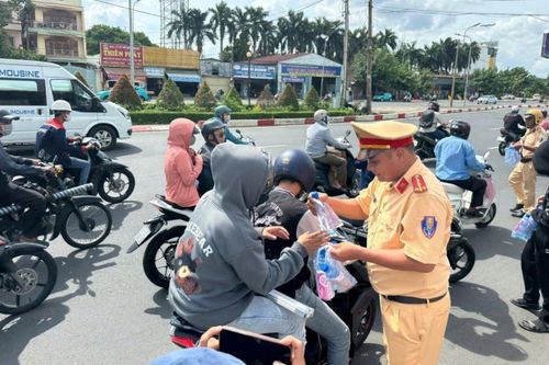 TP. Hồ Chí Minh xử lý hàng nghìn trường hợp vi phạm giao thông trong kỳ nghỉ lễ