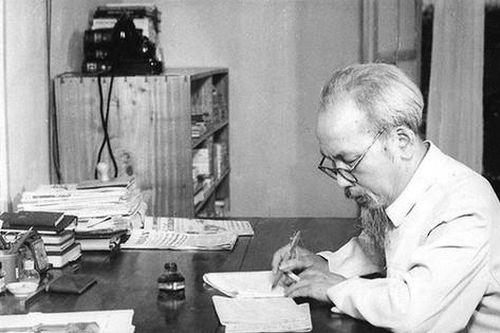 Di chúc của Chủ tịch Hồ Chí Minh - Di sản không thể xuyên tạc