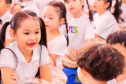 Xử lý nghiêm hiệu trưởng nếu thu chi không đúng quy định