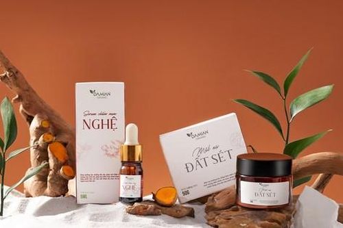 Nghe các nàng hoa khôi trường đại học chia sẻ chu trình chăm sóc da 'xanh'