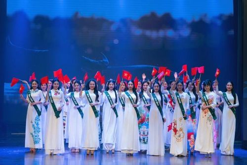 Tân Hoa hậu Du lịch Việt Nam toàn cầu 2024 đại diện Việt Nam thi Miss Supranational 2024
