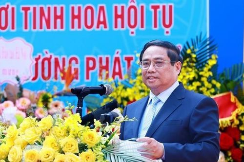 Thủ tướng: Dạy tốt, học tốt để đưa dân tộc Việt Nam trở thành dân tộc thông thái
