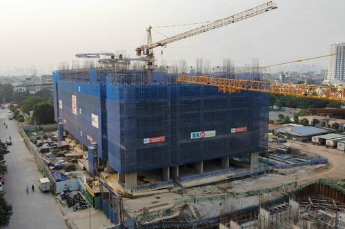 Giữa lúc chung cư Hà Nội tăng từng ngày, 2 dự án bất ngờ 'sống lại'