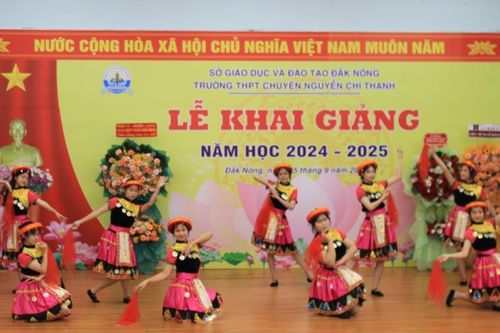 Đắk Nông: gần 184 nghìn học sinh đón chào năm học mới