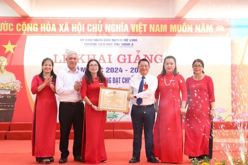 Hơn 67.000 học sinh huyện Mê Linh náo nức ngày tựu trường