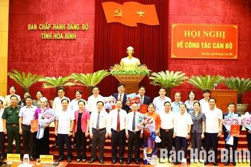 Chỉ định Phó Bí thư Đảng ủy Khối, bổ nhiệm Phó Trưởng ban, Phó Giám đốc Sở