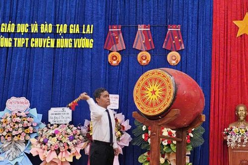 Gia Lai: Không để có học sinh vì hoàn cảnh khó khăn mà không được đến trường