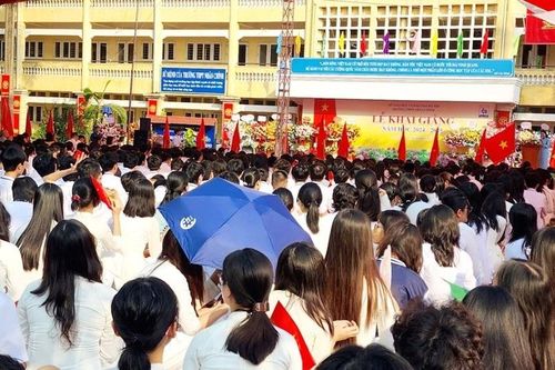Trường THPT Nhân Chính nỗ lực khẳng định vị thế trong tốp đầu Thủ đô