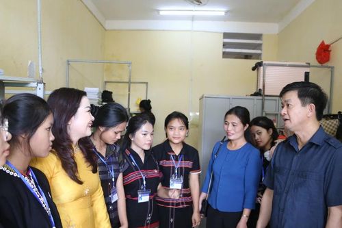 Bí thư Tỉnh ủy Quảng Trị: Cần ưu tiên nguồn lực đầu tư cho trường dân tộc nội trú