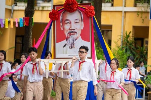 Hơn 23 triệu học sinh mầm non, phổ thông cả nước tổ chức khai giảng năm học mới