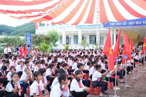 Kon Tum: Thầy và trò đón nhận trận động đất mạnh 3.6 độ trong ngày khai giảng năm học mới