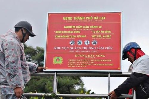 Đà Lạt xử lý việc cho thuê chó cảnh chụp ảnh, bán hàng rong