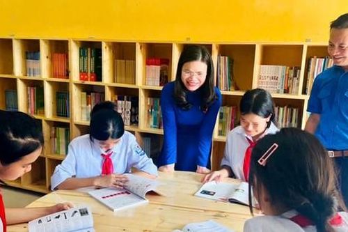 Nhiều công trình, học bổng trao tặng học sinh dịp năm học mới