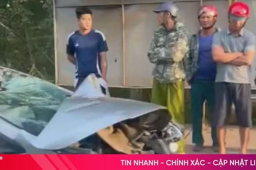 Xe máy đối đầu ô tô khiến 2 người tử vong ở Hà Tĩnh