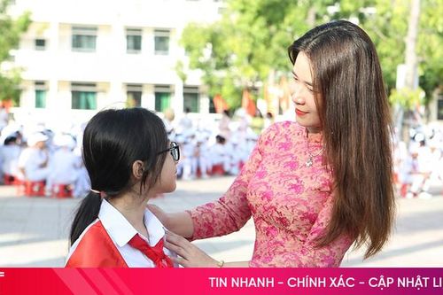 'Bức tranh' đa sắc chào năm học mới của giáo viên và học sinh Hà Tĩnh
