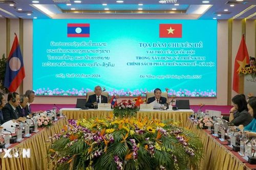 Quốc hội Việt Nam-Lào chia sẻ thông tin về xây dựng, triển khai chính sách