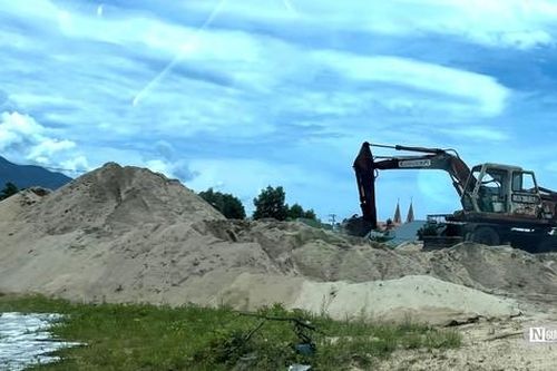 Quảng Nam: Thị xã Điện Bàn chuẩn bị đấu giá quyền khai thác khoáng sản cát