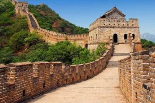 Vạn Lý Trường Thành ban đầu được xây dựng để bảo vệ ai?