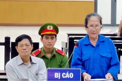 Luật sư lĩnh án tù vì xúc phạm lãnh đạo Tòa án