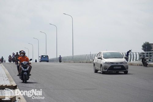Đóng cầu Bạch Đằng 2 để tiếp tục thi công