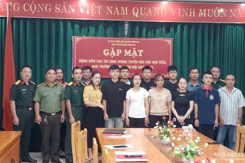Lạng Sơn: 90 thí sinh trúng tuyển các trường quân đội