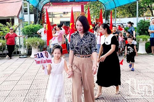 Náo nức ngày khai trường