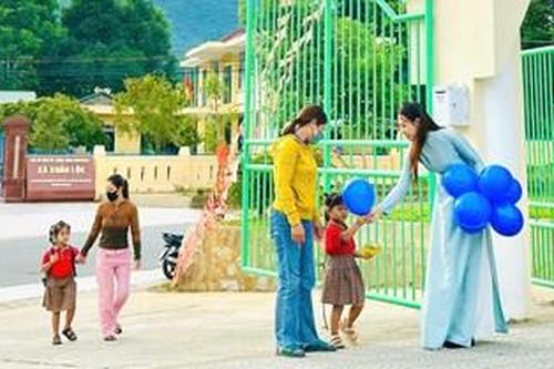 Niềm vui từ ngôi trường vượt khó