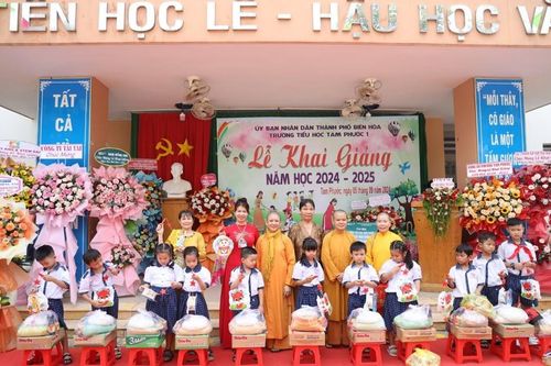 Nhiều hoạt động từ thiện của các tự viện dành cho học sinh, người có hoàn cảnh khó khăn