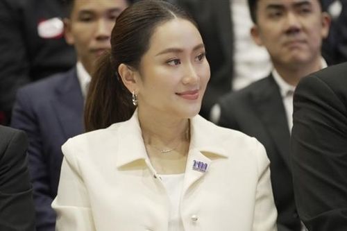 Nhà vua Thái Lan phê chuẩn Nội các mới