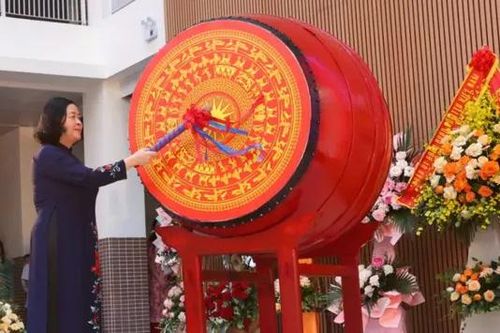 Bí thư Thành ủy Hà Nội dự lễ khai giảng tại Trường THCS Giảng Võ