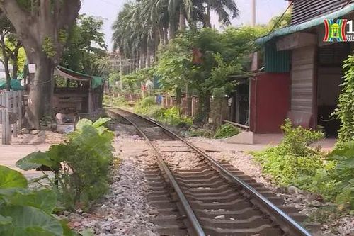 Hơn 1.000 điểm tiềm ẩn tai nạn trên các tuyến đường sắt