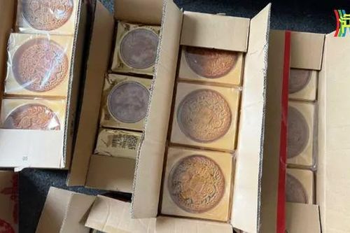 Thu giữ hơn 1.000 sản phẩm bánh trung thu không rõ nguồn gốc