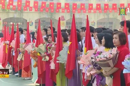 Trường THPT Việt Đức khai giảng năm học mới