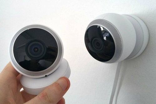 Thợ sửa ống nước lắp camera giấu kín, 17 khách hàng bị quay lén suốt 10 năm