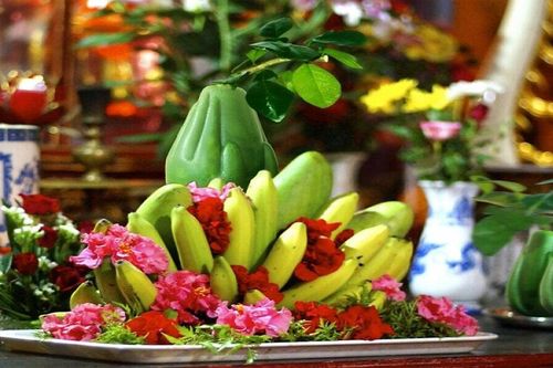 Vì sao chuối xanh rất mau chín sau khi thắp hương?
