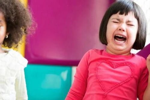 Con EQ cao hay thấp phụ thuộc nhiều vào cách giáo dục của cha mẹ