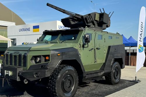Ukraine sao chép thành công thiết giáp Typhoon-VDV của Nga để trang bị cho lính dù?