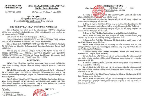 Chủ tịch UBND TP Hà Nội tặng bằng khen 7 cá nhân thuộc Công an Thủ đô