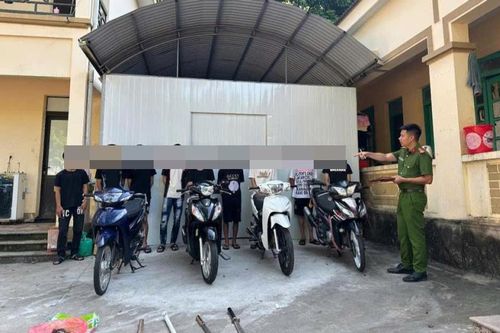 Triệu tập nhóm đối tượng mang hung khí gây rối trật tự công cộng