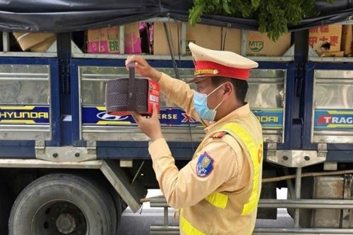 Phát hiện số lượng lớn bánh trung thu không nguồn gốc xuất xứ