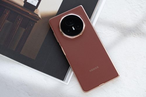 Thị trường smartphone gập sôi động