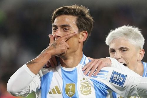 Vắng Messi, Argentina vẫn đè bẹp Chile