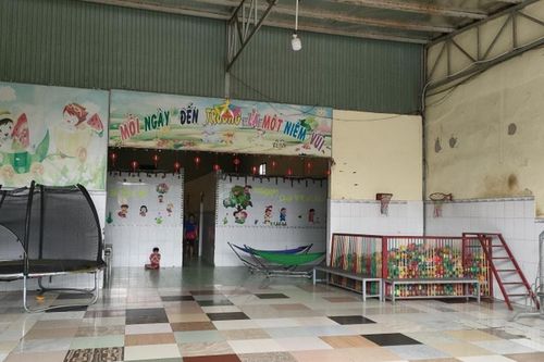 Vụ bé trai khuyết tật tử vong ở Gia Lai: Chấm dứt hoạt động điểm nuôi dưỡng trẻ