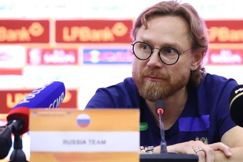HLV Valeri Karpin: 'Đội tuyển Nga không ngại việc đá 3 ngày 2 trận'