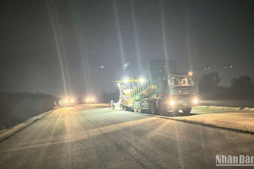 Phấn đấu 'về đích' đoạn tuyến cao tốc Quảng Ngãi-Hoài Nhơn cuối năm 2025