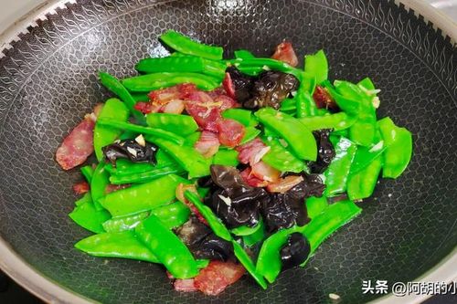 Loại rau dân dã có lượng sắt cao gấp 71 lần thịt bò